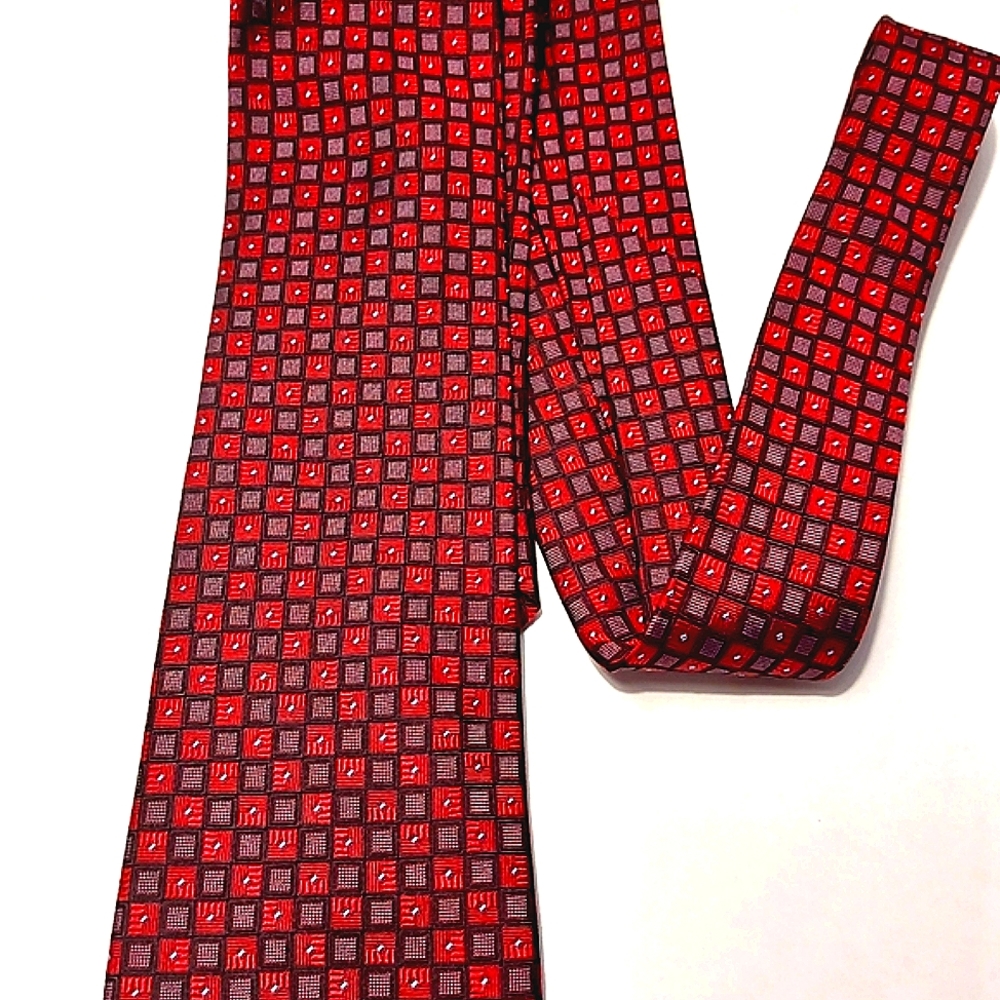 PERRY ELLIS SILK TIE Tall/long.